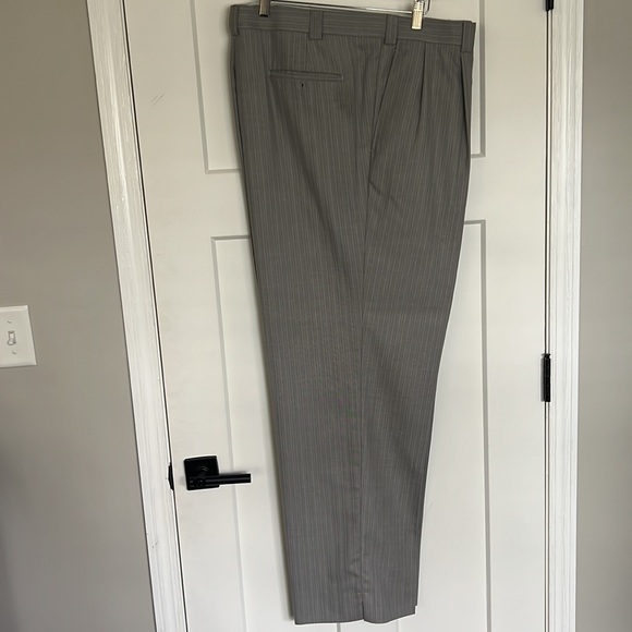 Steve Harvey Striped 3 Piece Grey Suit - Picture 17 of 17